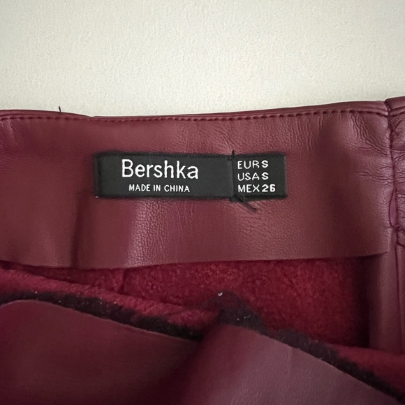 BERSHKA FAUX  LEATHER SKIRT - Picture 3 of 3